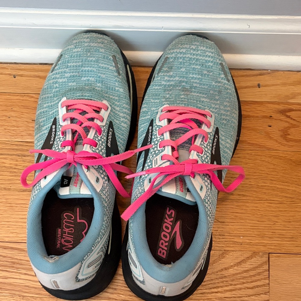 Brooks Ghost 14 Women's Athletic Shoes - Teal and Pink